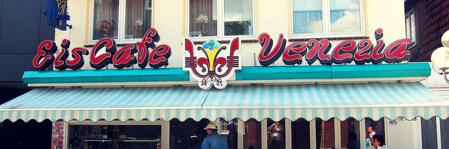 fachada de um Eiscafé Venezia na Alemanha