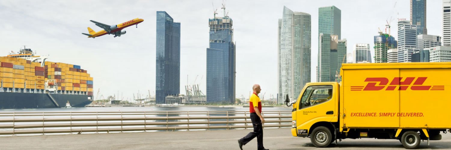 caminhão navio avião e homem da DHL Express